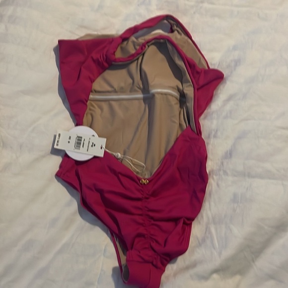 PQ swim One Piece Small - Picture 6 of 6